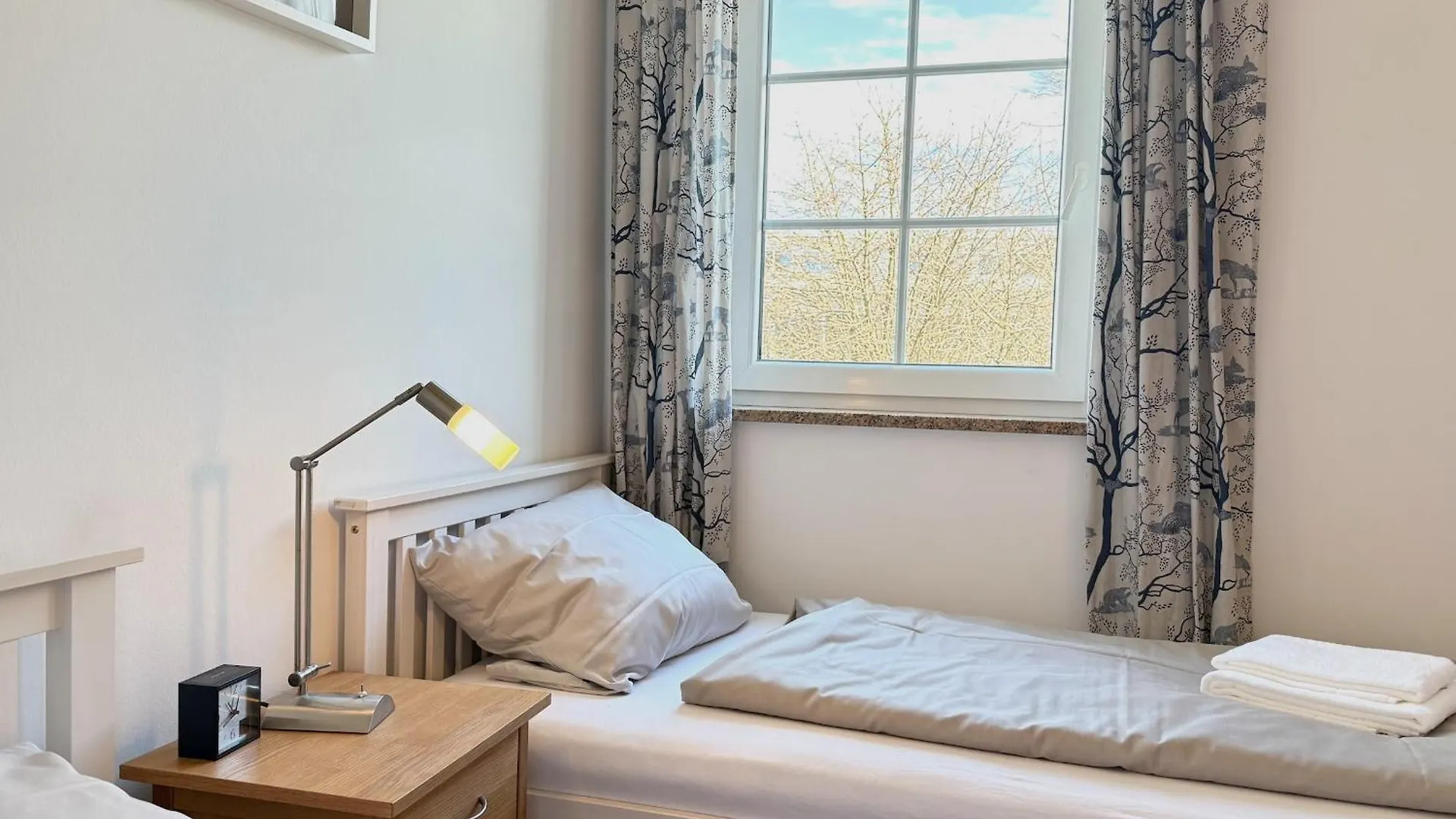 Apartment Ferienwohnung Residenz Am See Nonnenhorn Germany